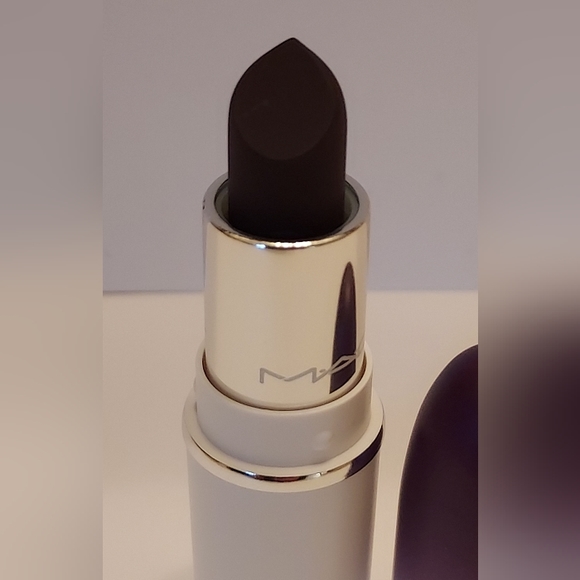 MAC Powder Kiss Mini Travel Lipstick *GRAPE ESCAPE* / NEW - NO BOX - Picture 3 of 4